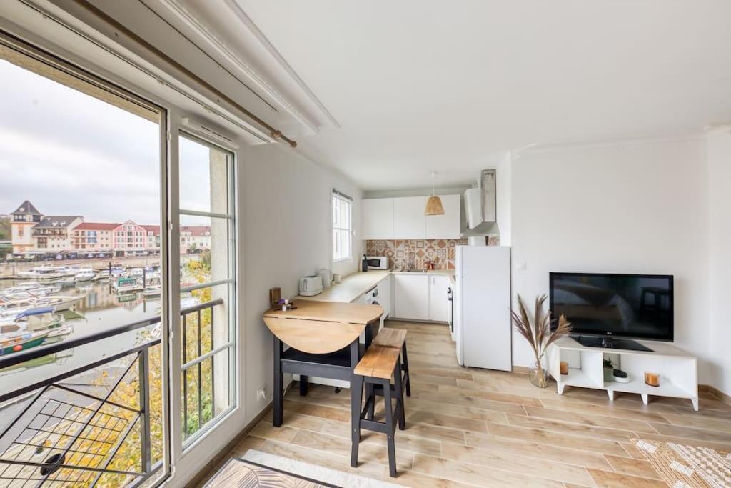 Studio Vue Direct Sur Le Port De Cergy, Parking Prive Gratuit Eksteriør billede